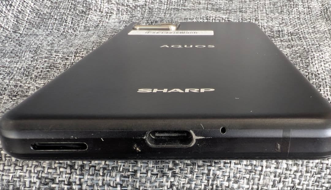 aquos sense4 lite64GBブラック美品