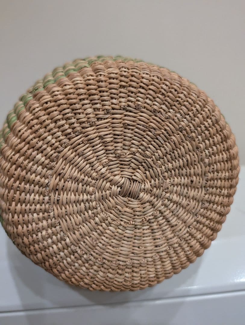 かごバッグ　革　円筒形