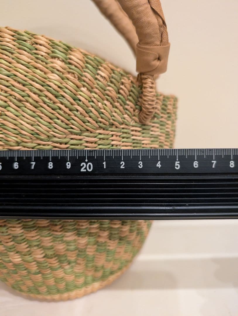 かごバッグ　革　円筒形