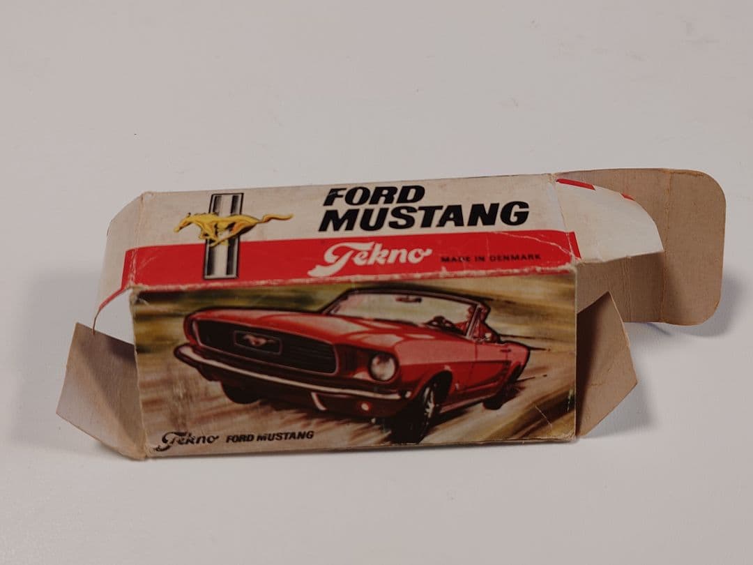 TEKNO NO.833 FORD MUSTANG （メタリックブルー）