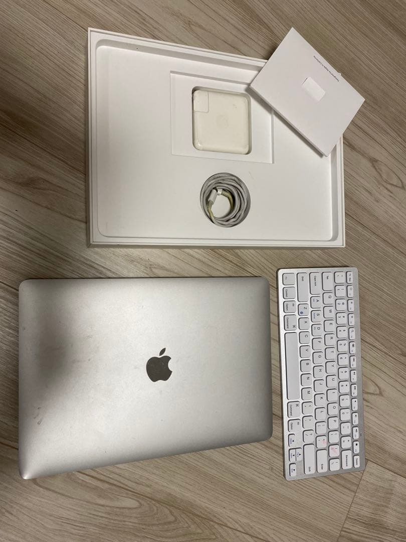 Apple MacBook Pro シルバー 【ジャンク品】
