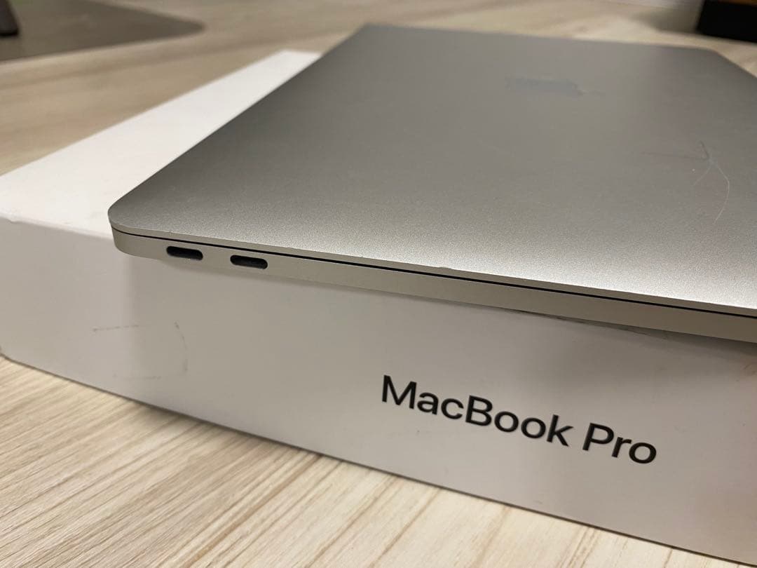 Apple MacBook Pro シルバー 【ジャンク品】