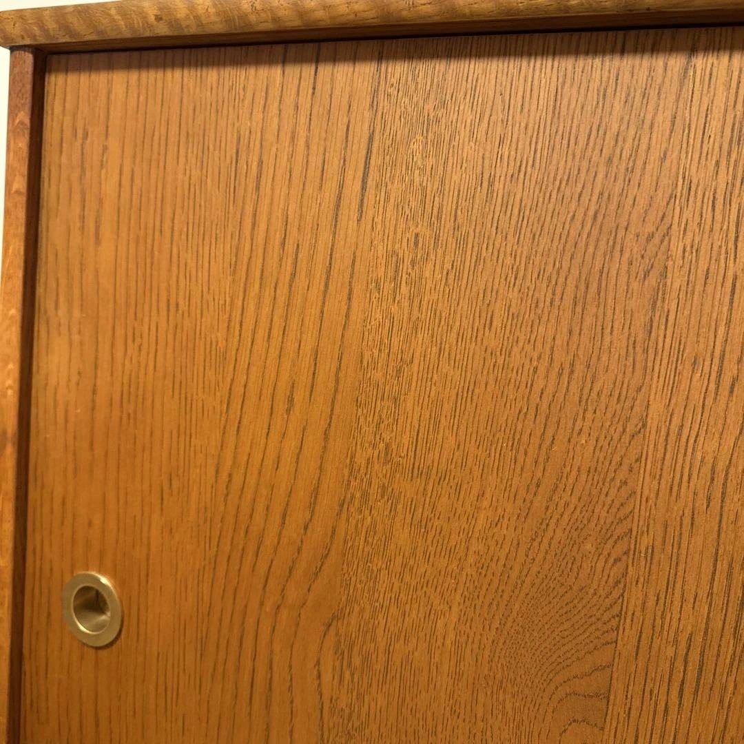 ひらぱ　ビンテージレッド　3ドアサイドボードwithガラス silta