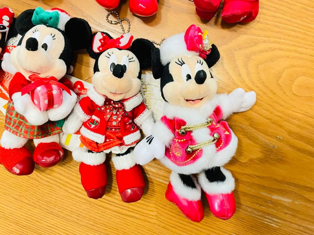 ディズニー ぬいぐるみバッジ ミニー クリスマス