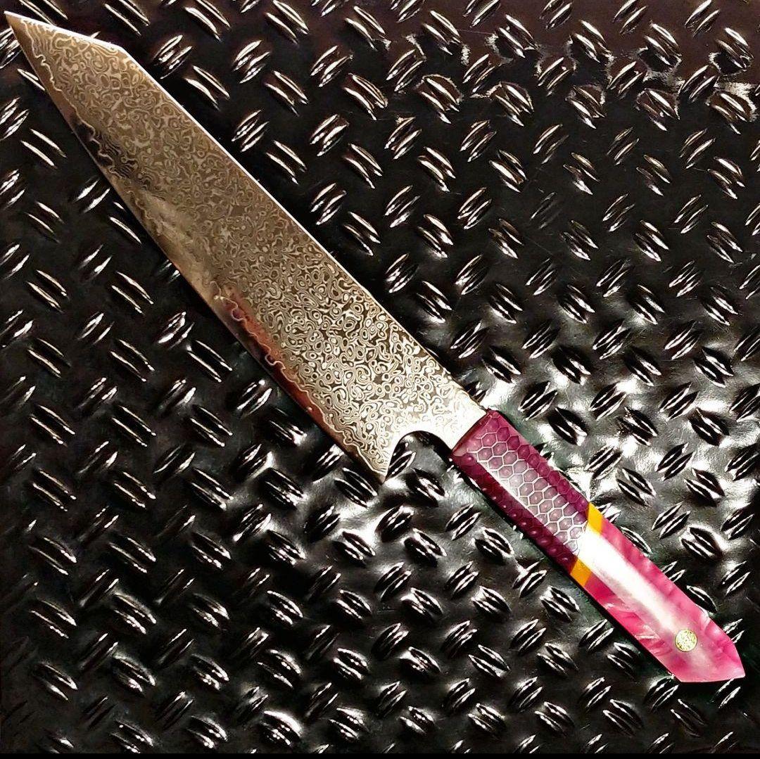 《新作》　V金10号　ダマスカス包丁　ハニカム模様・ピンク柄　剣型　牛刀　三徳