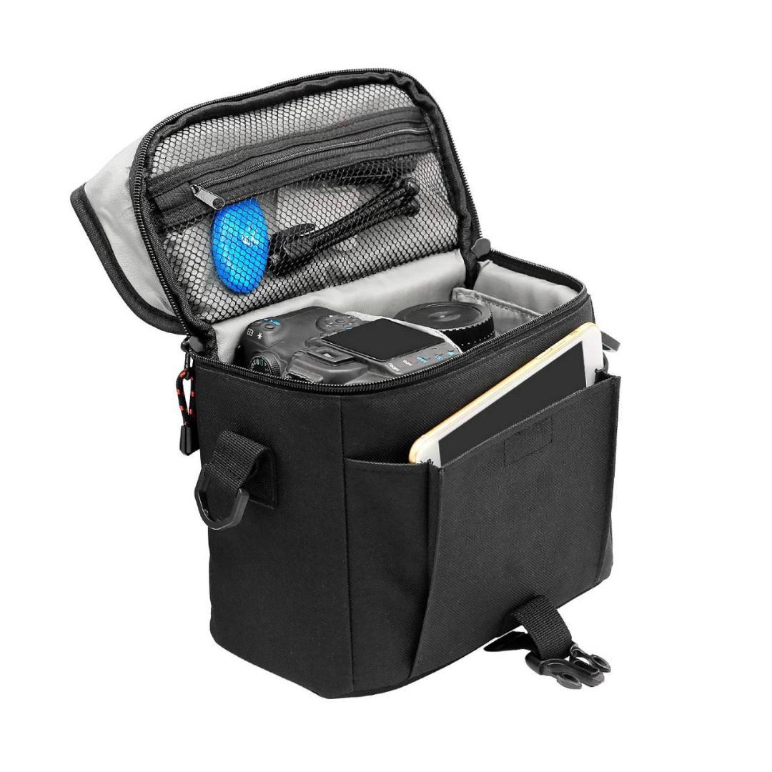 スタイリッシュなデザインの大容量一眼レフカメラケース