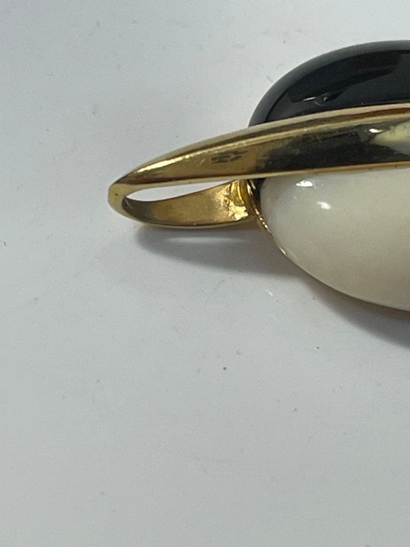 早い者勝ち　K18 黒瑪瑙白瑪瑙ペンダントトップ ヴィンテージ モノトーン5g