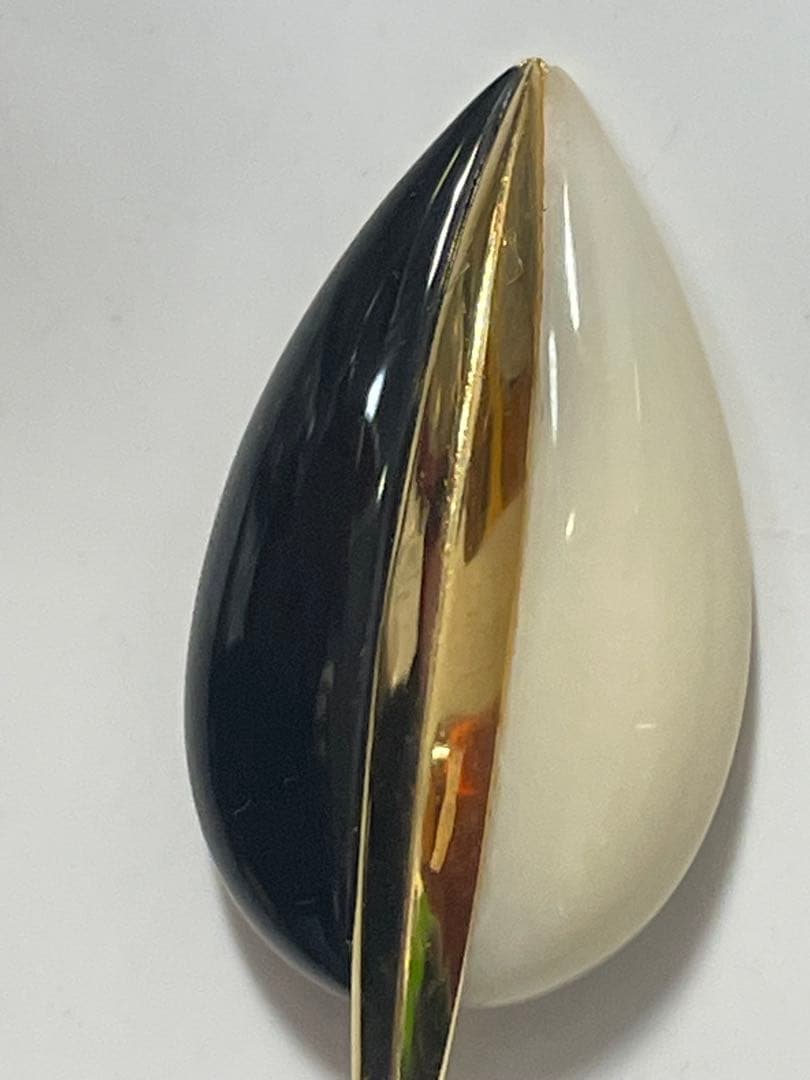 早い者勝ち　K18 黒瑪瑙白瑪瑙ペンダントトップ ヴィンテージ モノトーン5g