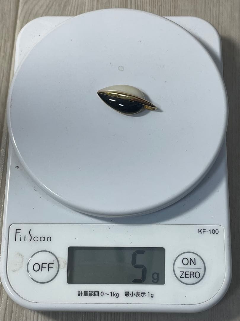 早い者勝ち　K18 黒瑪瑙白瑪瑙ペンダントトップ ヴィンテージ モノトーン5g