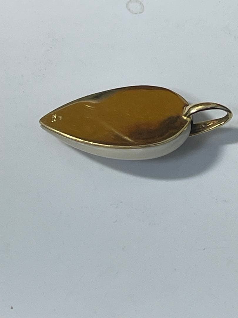 早い者勝ち　K18 黒瑪瑙白瑪瑙ペンダントトップ ヴィンテージ モノトーン5g