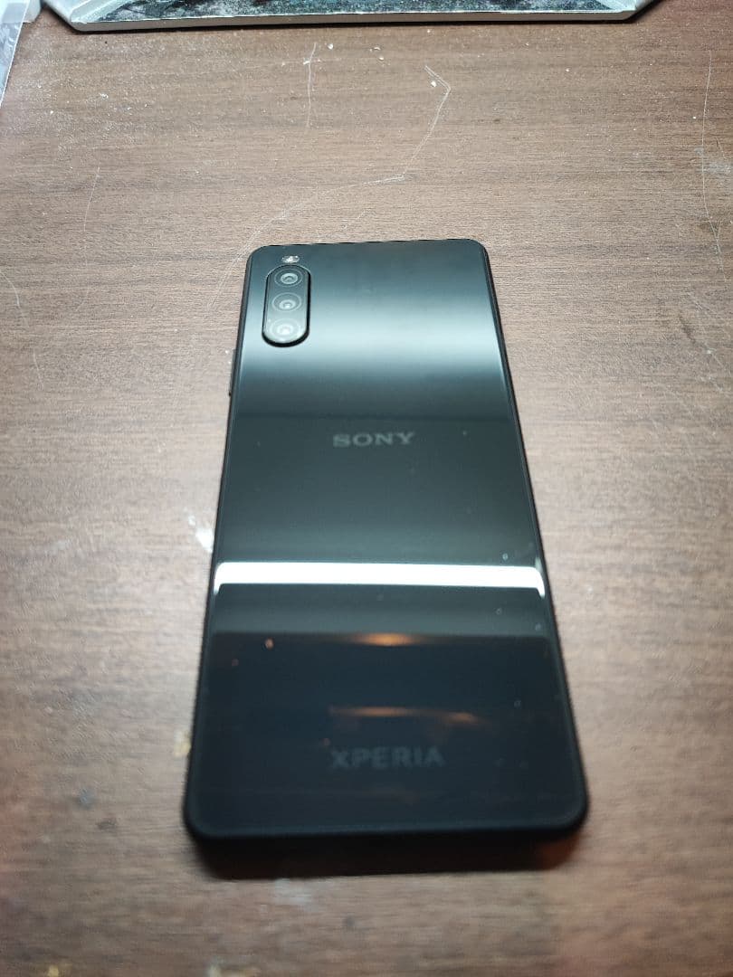 Sony Xperia スマートフォン 本体　10Ⅱ SOV43