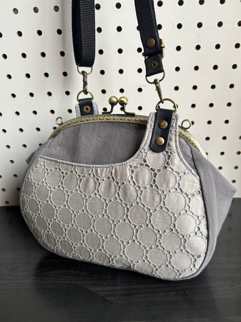 ＊ハンドメイド＊もんちゃん様お取り置き分　25口金ショルダーがま口バッグ　２点