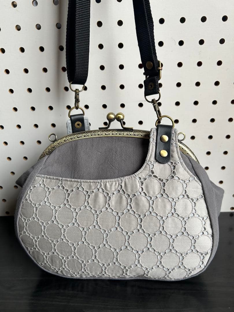 ＊ハンドメイド＊もんちゃん様お取り置き分　25口金ショルダーがま口バッグ　２点