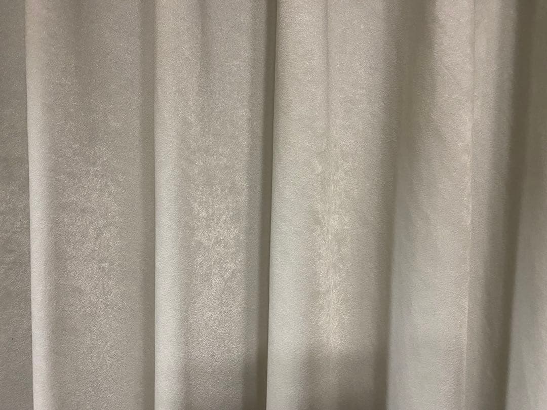 unicoドレープカーテンAPT ライトベージュ遮光2級　幅2100×丈1400