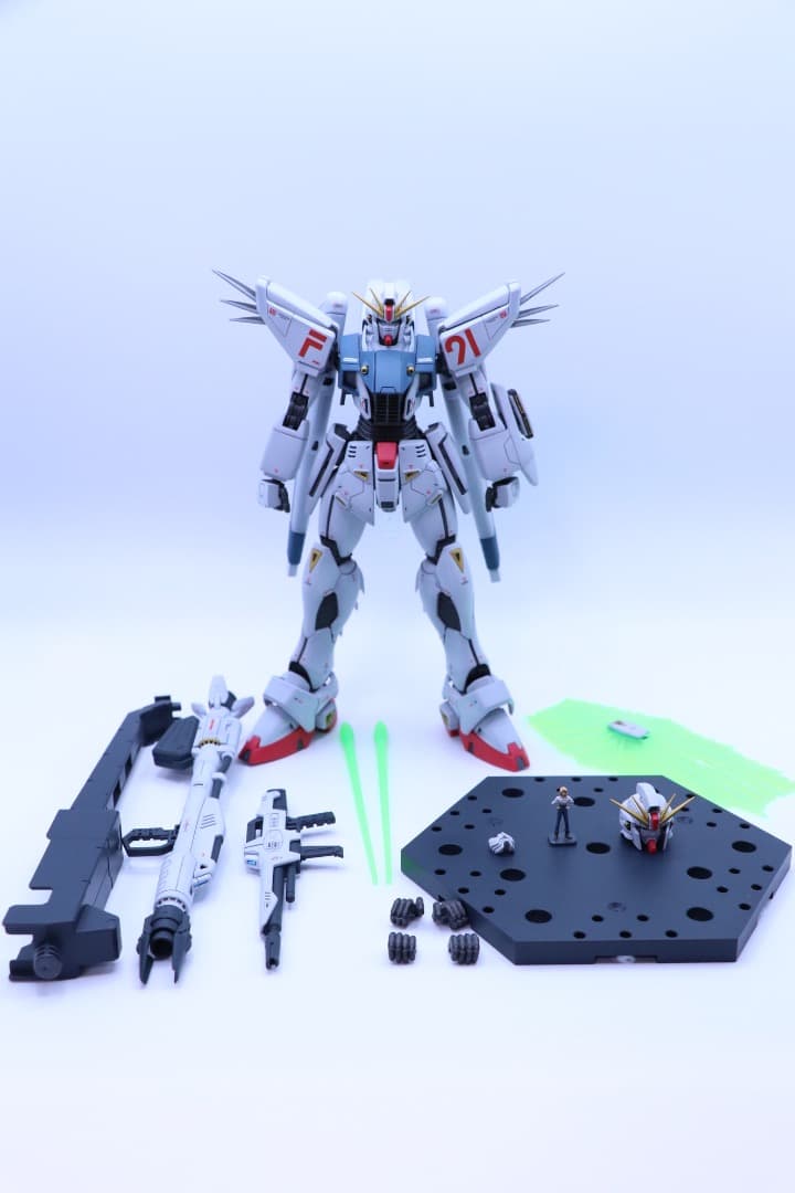 MG 1/100 ガンダムF91 Ver.2.0 【改修 塗装 完成品】