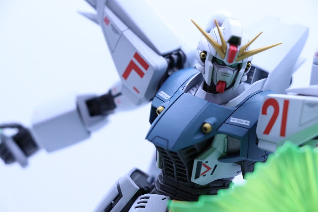 MG 1/100 ガンダムF91 Ver.2.0 【改修 塗装 完成品】