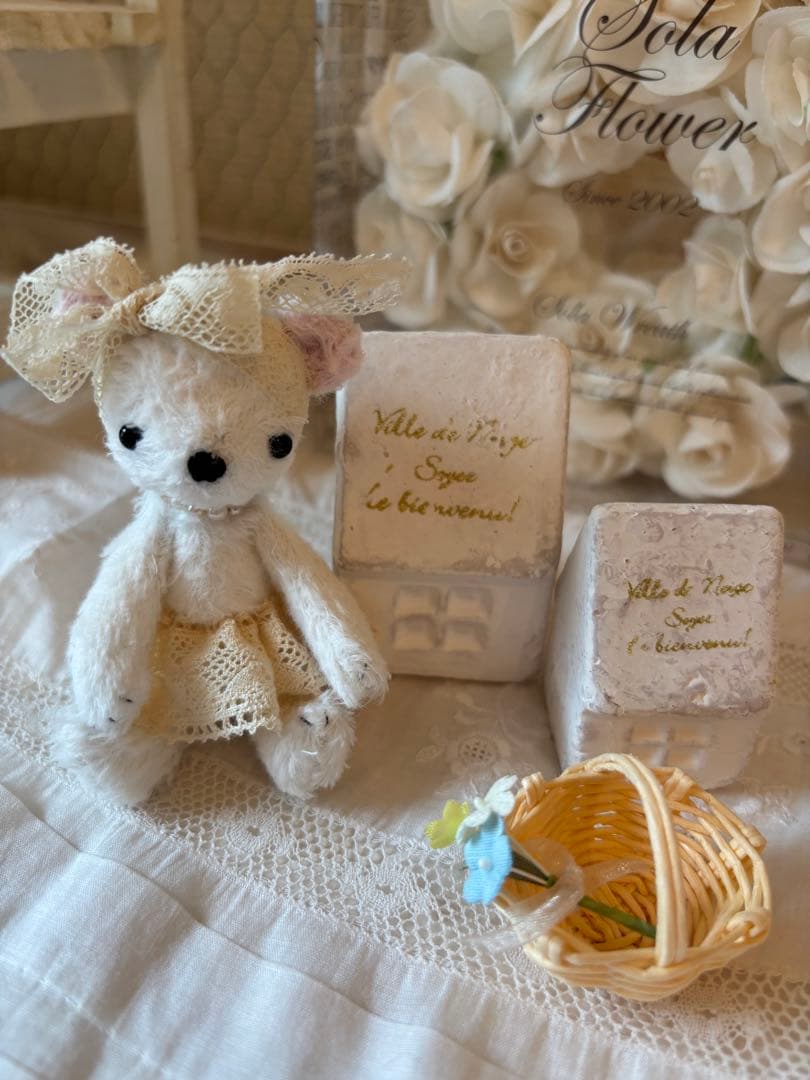 アンティークレースのくまちゃんとミニチュアセット