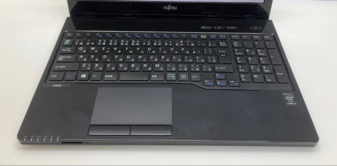 富士通ノートパソコン Windows 11 office 付き