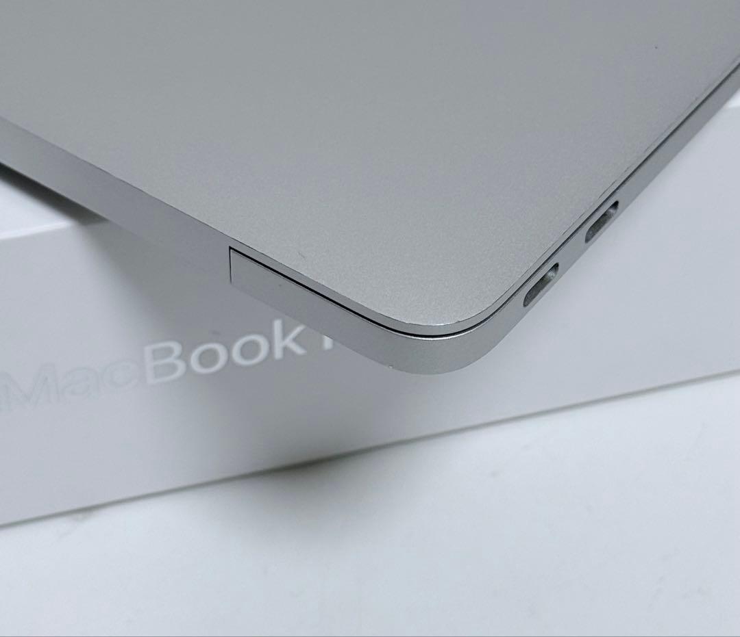 MacBook Air M1 8GB 256GB 動作確認済み