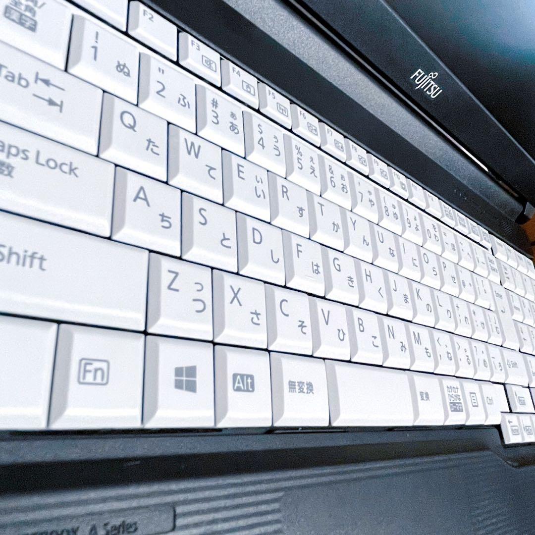 【高級機・美品】2020年 第8世代i5 SSD512G メモリ16G DVD