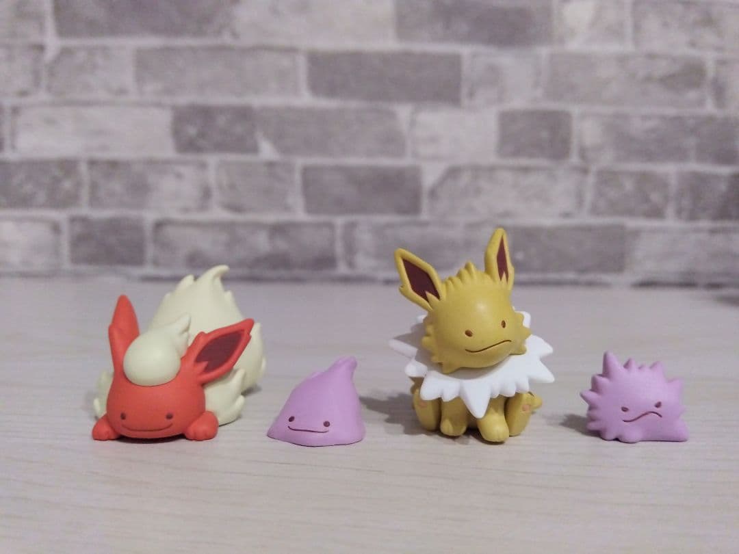 ほ*の様 へんしんメタモン イーブイ、サンダース、ブースター