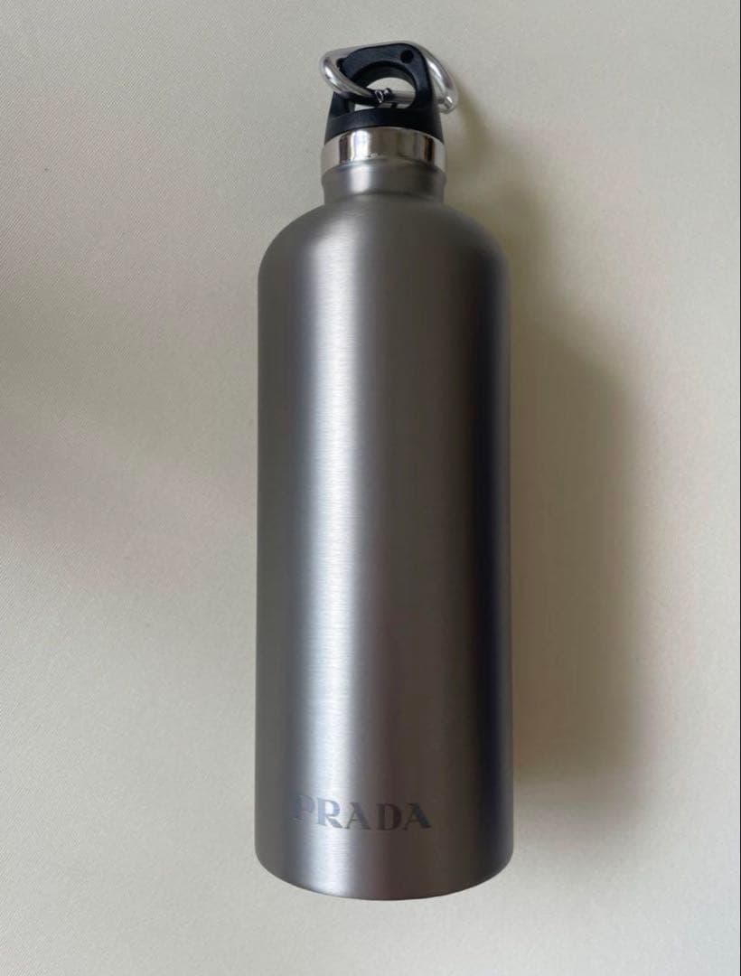 【新品未使用品】PRADA プラダ ステンレス 水筒 500ml シルバー