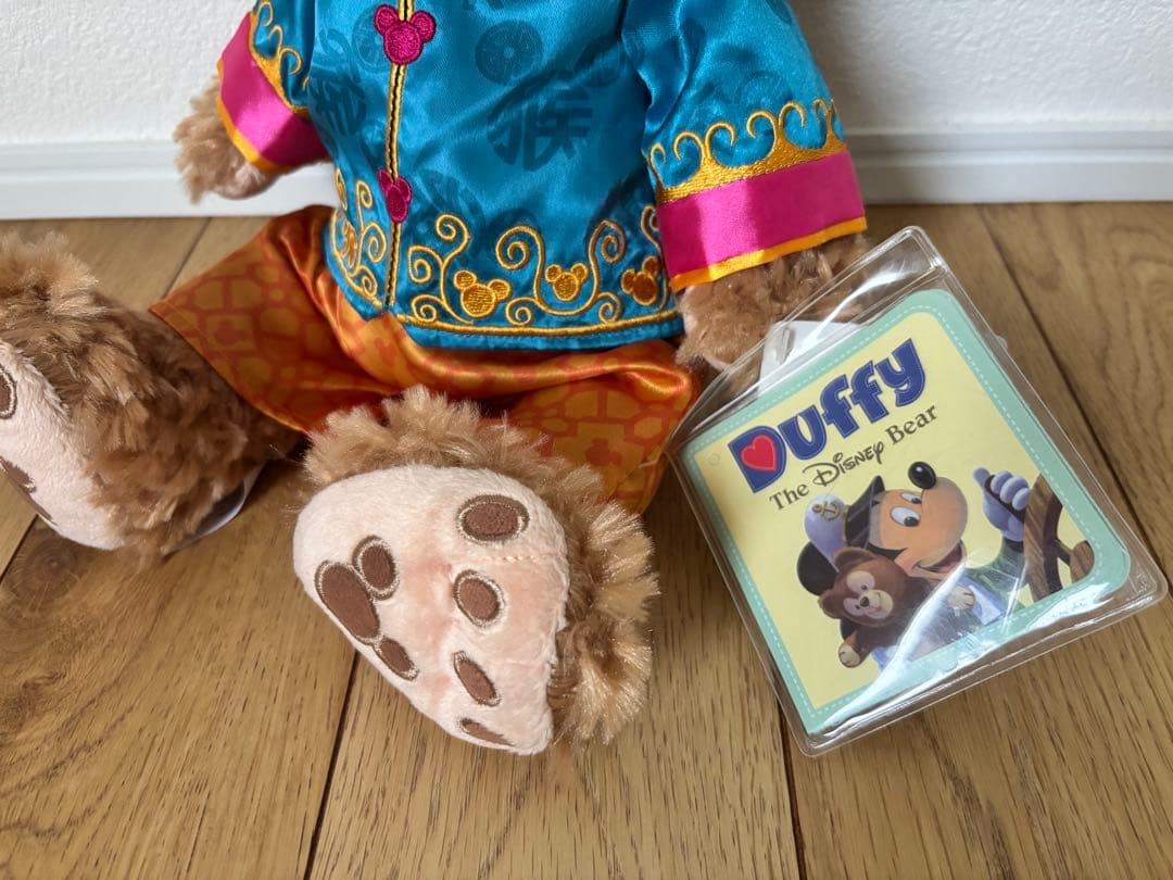 【香港ディズニー】 ダッフィー 中華服 ぬいぐるみ