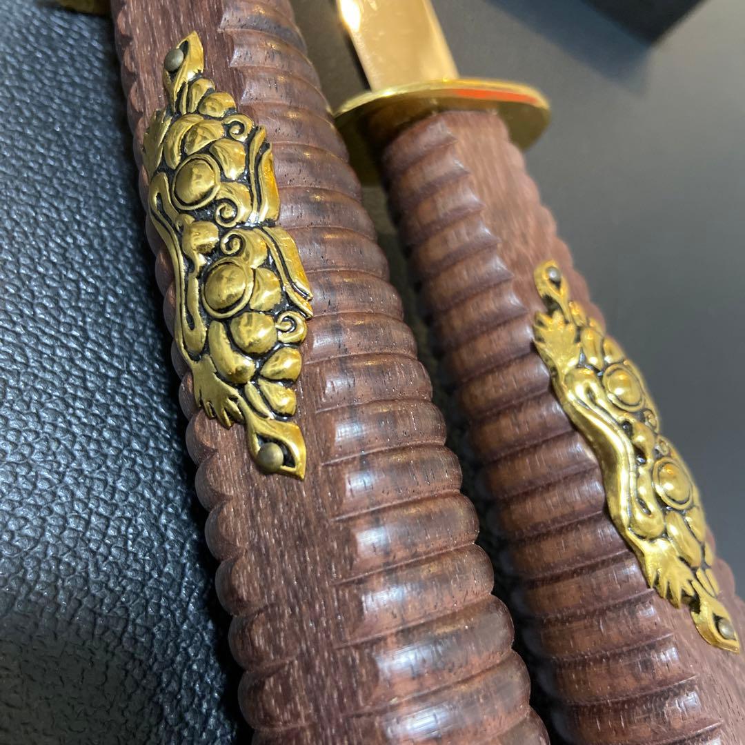 カービングナイフ(美品)オーダーメイド箱付き