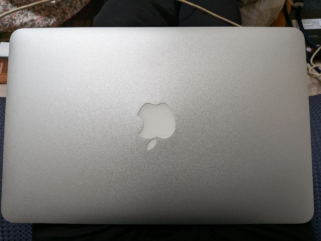 【値下げ可】MacBook Air(11-inch, Early 2015)本体