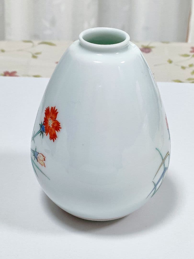 ○4792#0209　人間国宝第十四代酒井田柿右衛門　錦 撫子文 一輪生0331