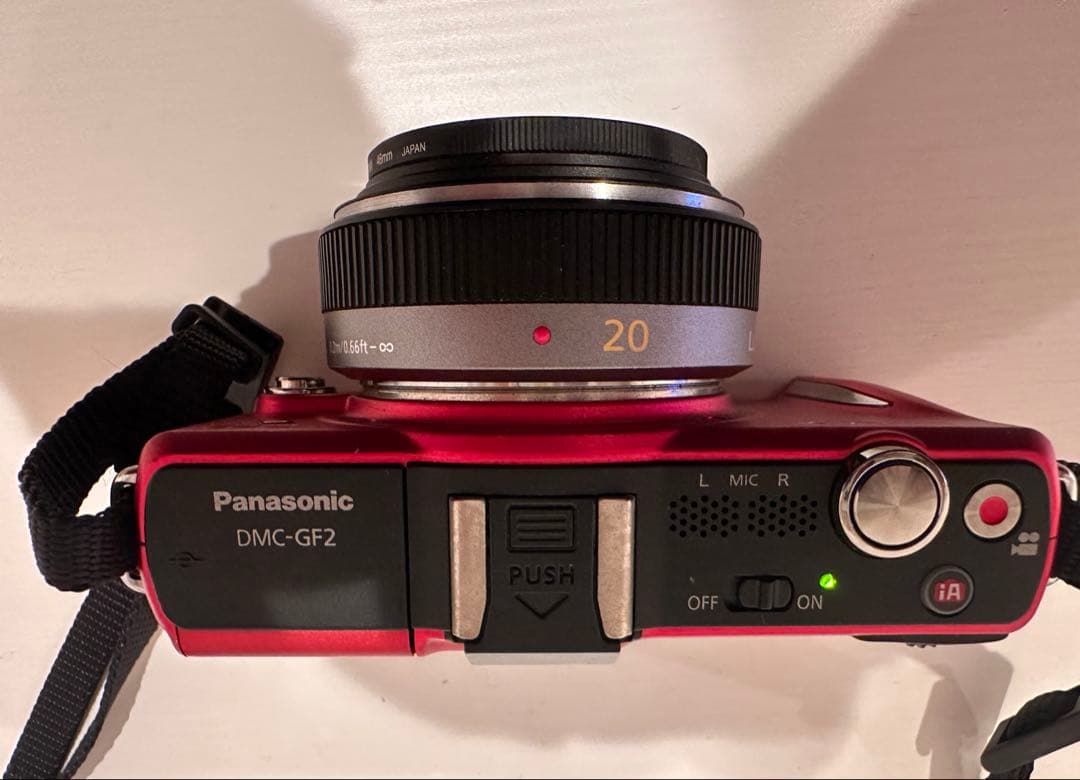 ☆訳ありPanasonic DMC-GF2 レンズ付き電池新品付
