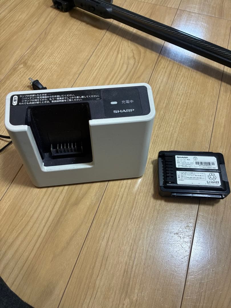 EC-AR5　RACTIVE　Air コードレススティッククリーナー　ジャンク