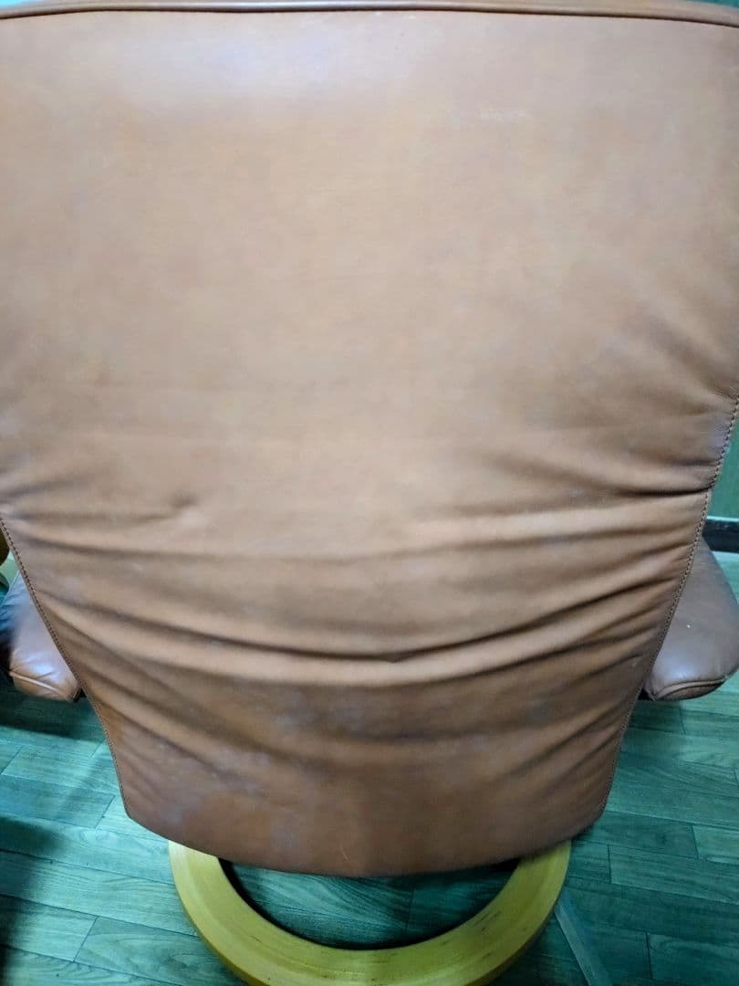 EKORNES エコーネス リクライニングチェアとオットマン