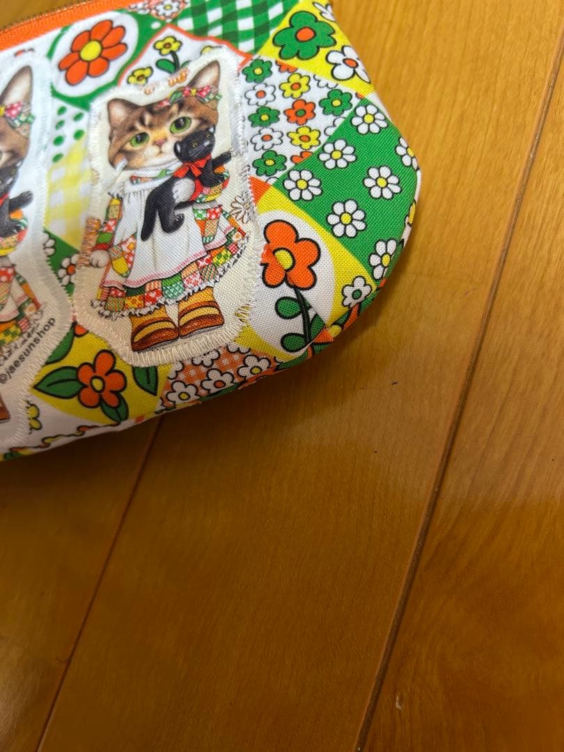 ハンドメイド　コヤンイサムチョン　ダーツ入りポーチ