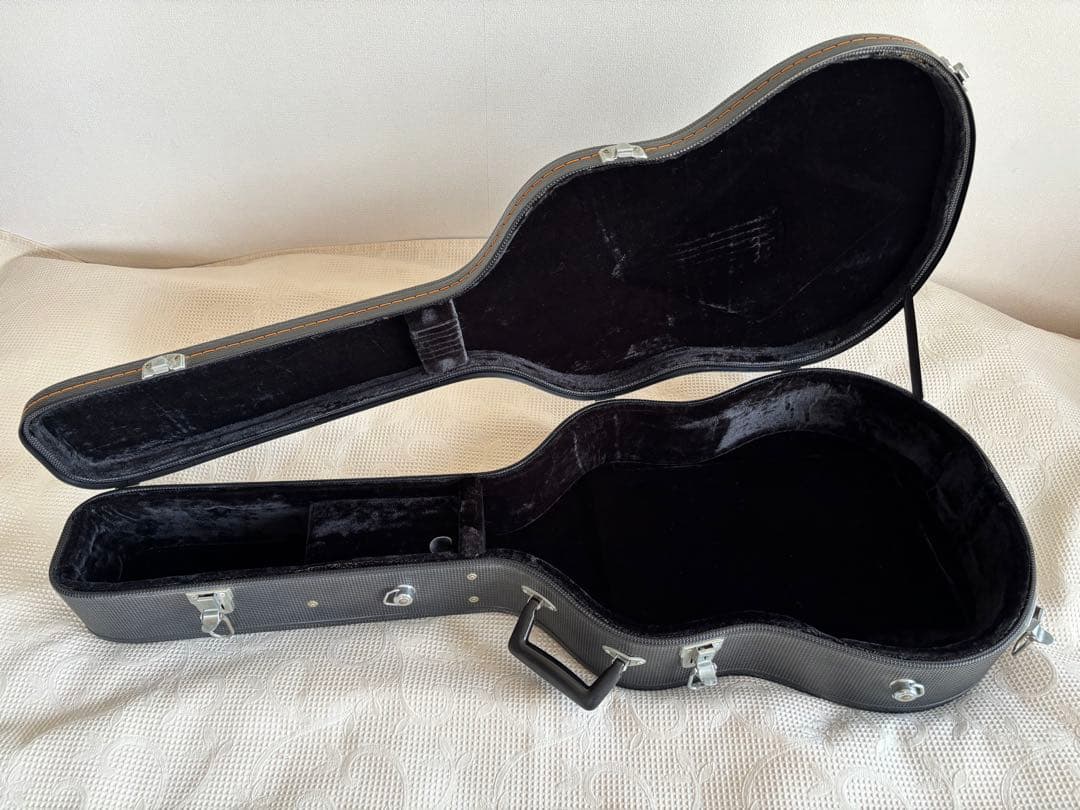 美品　オシャレ　アコギ用ハードケース