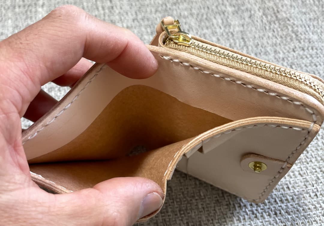 杏衣餅2024さん専用 二つ折り財布FC-2