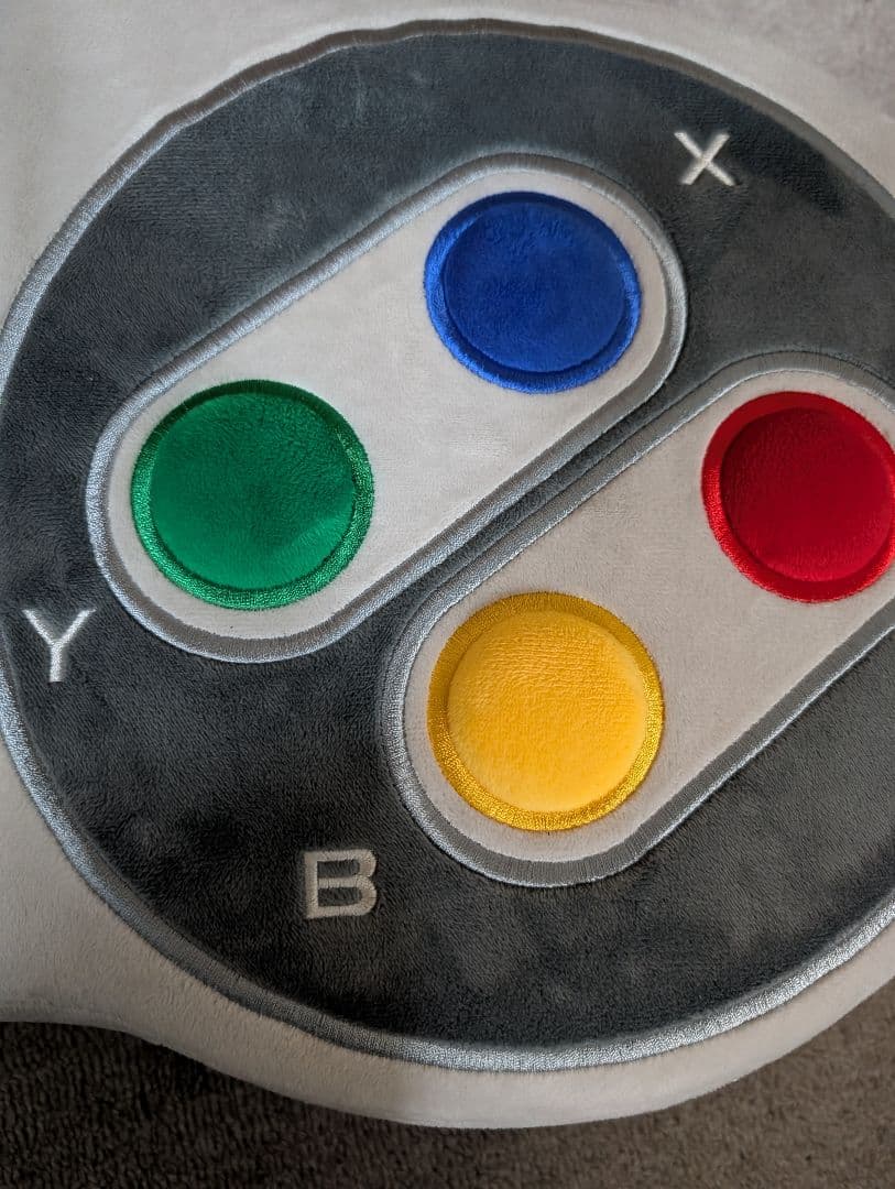 ニンテンドーミュージアム限定　スーパーファミコン　クッション