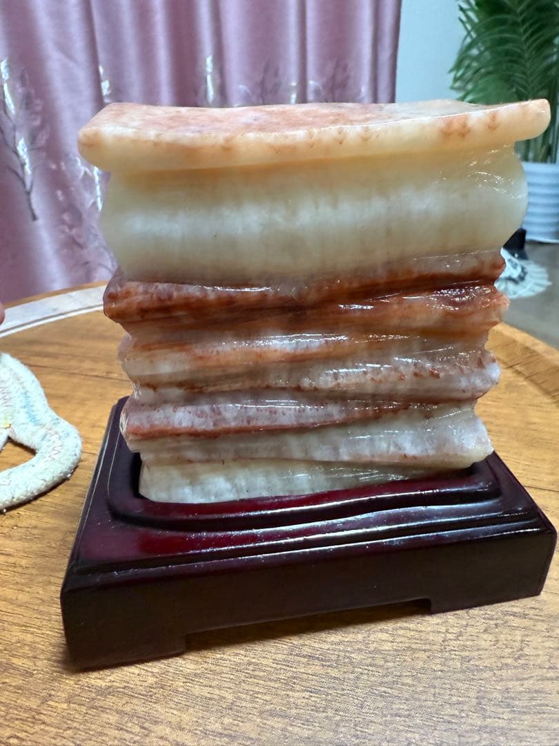 新品超大バラ肉石奇石 天然観賞石 原石 豚肉石　台座込み　希少　送料無料