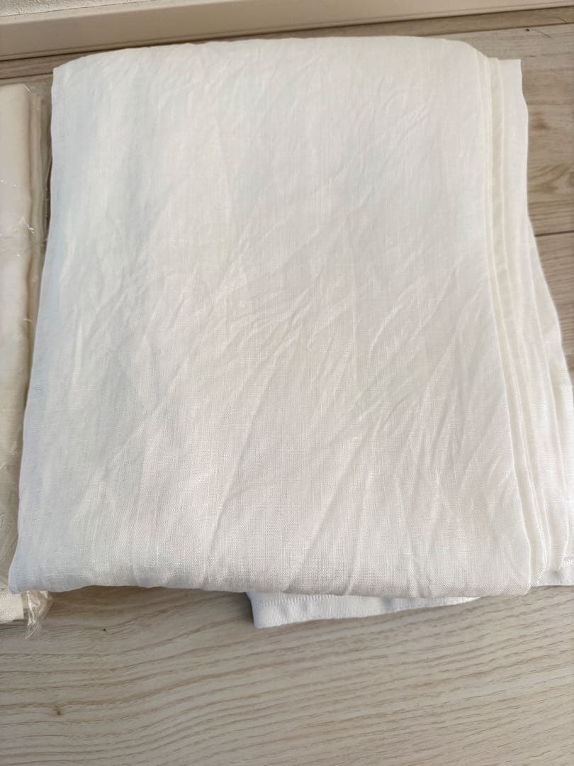 Orné de Feuilles 別注リネンカーテン 2枚セット