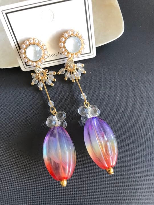 各700円 ハンドメイドピアス