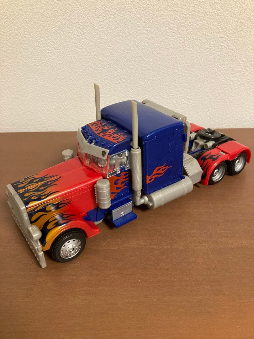 トランスフォーマー オプティマスプライム　RA-01