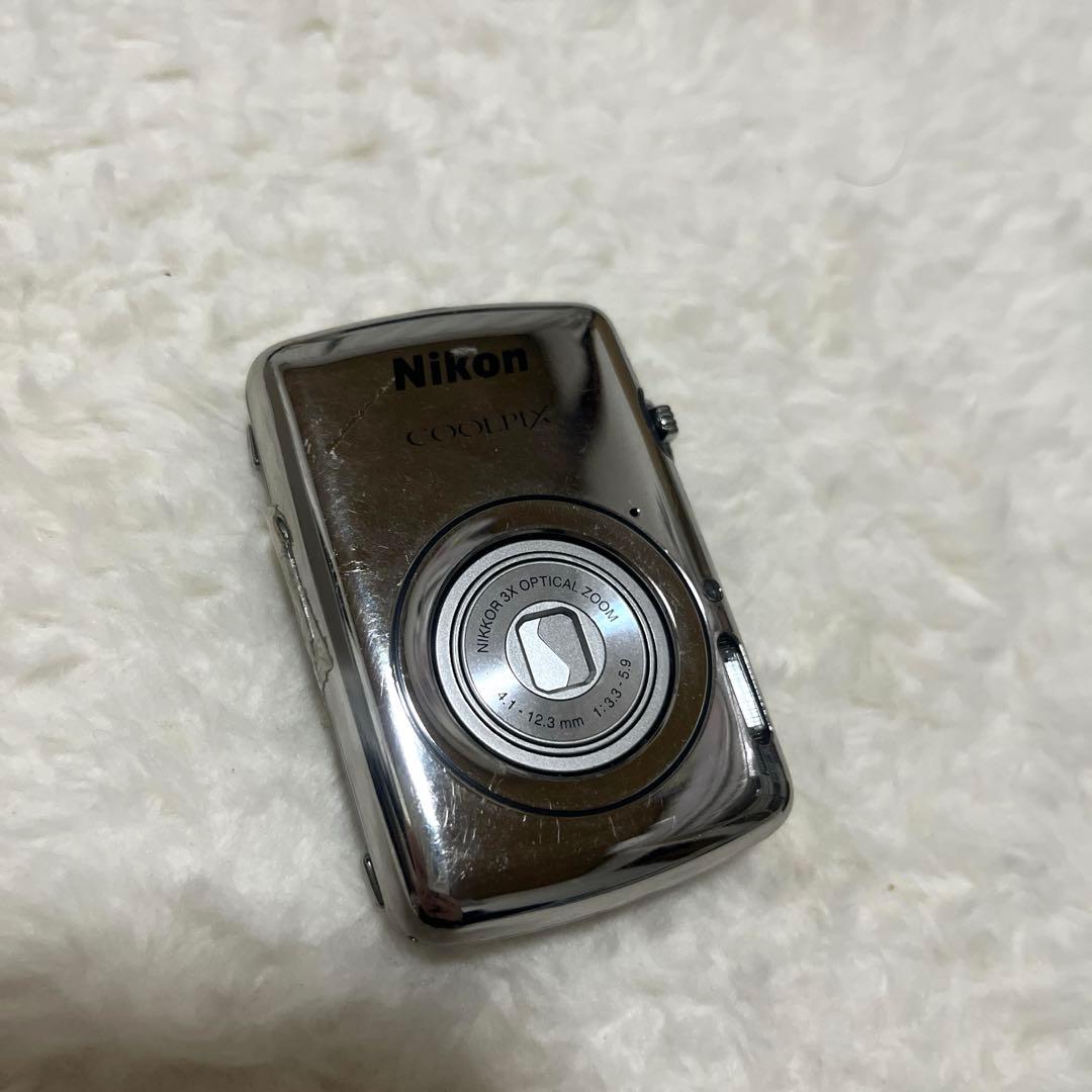 デジタルカメラ Nikon COOLPIX s01