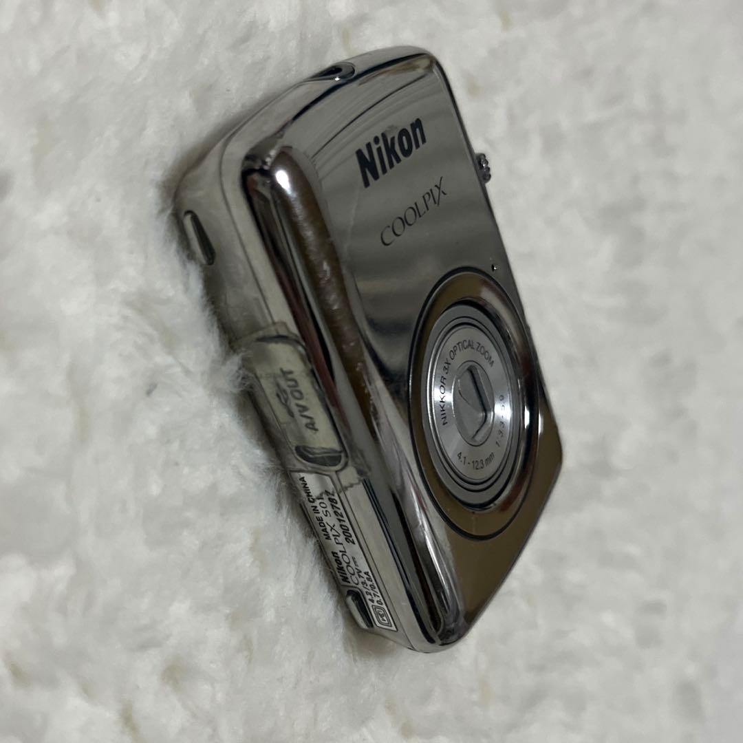 デジタルカメラ Nikon COOLPIX s01