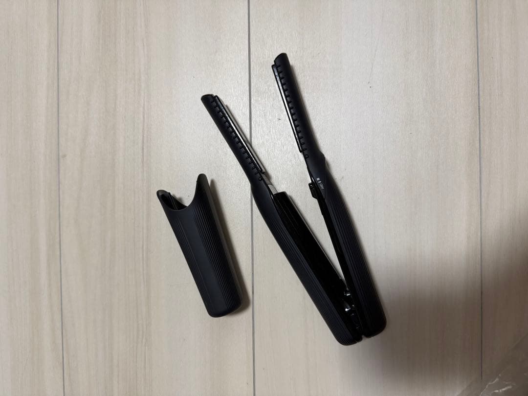 Reita ブラック ストレートヘアアイロン