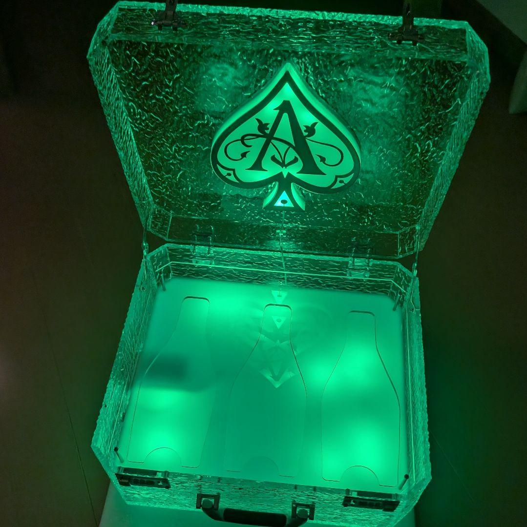 ボトルケース　LED　アタッシュケース ディスプレイ シャンパン