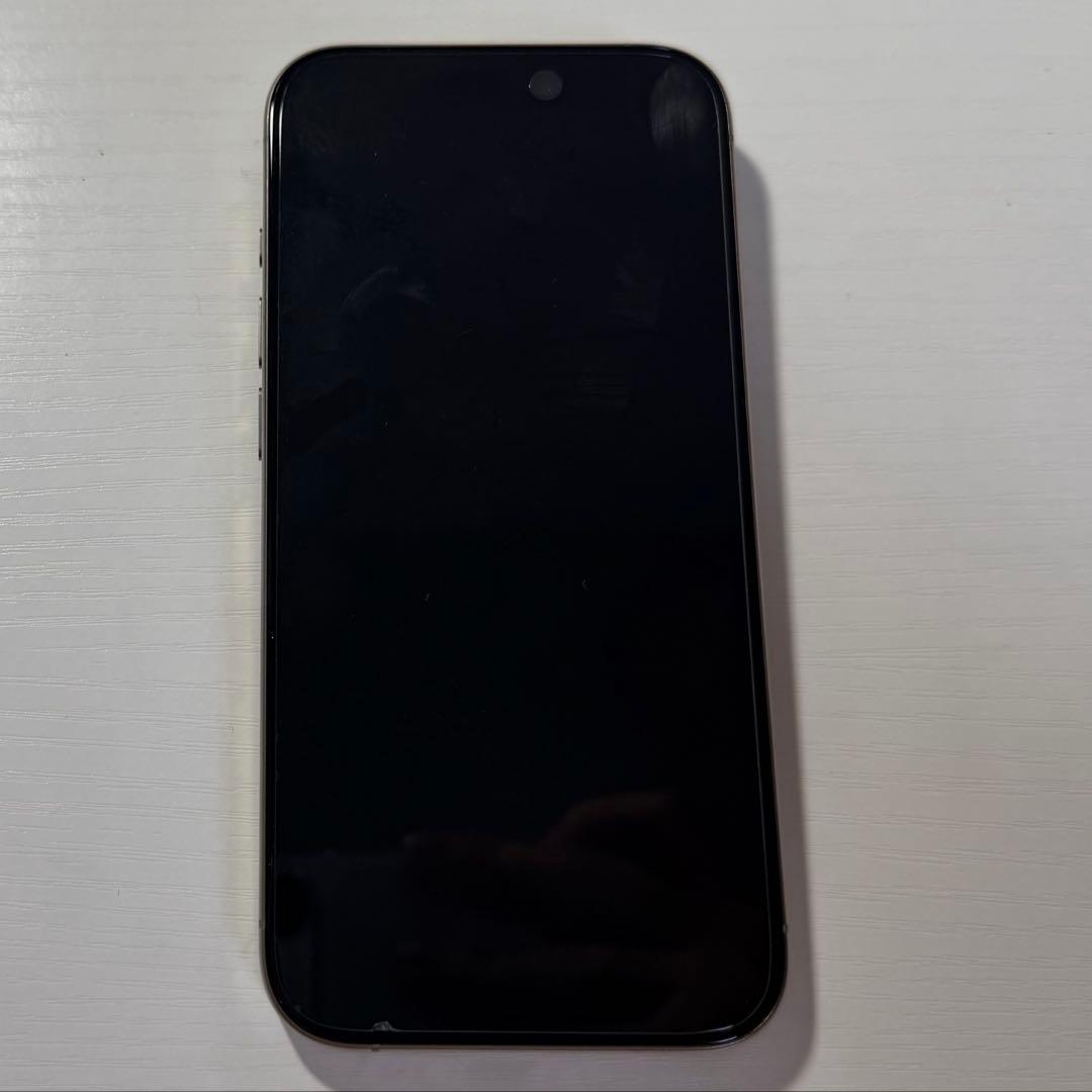 Apple iPhone 15 Pro 本体 ナチュラルチタニウム