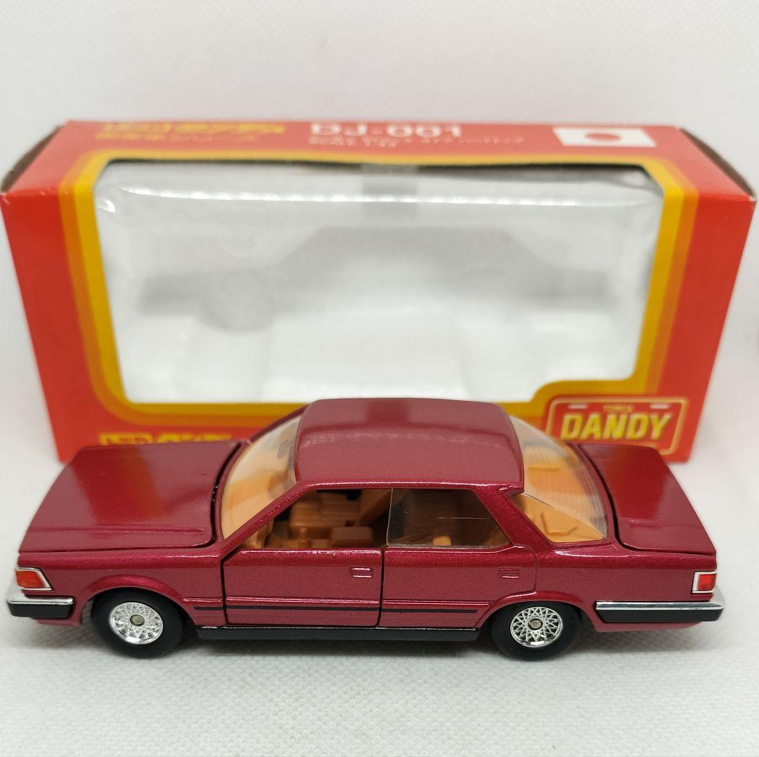 《トミカダンディDJ-001》日産セドリック4ドアハードトップ【未使用】箱破れ