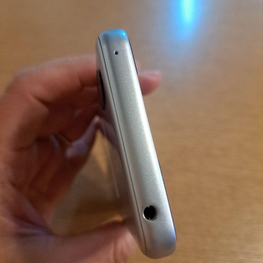 BASIO active SHG09 スマートフォン 本体 シルバー