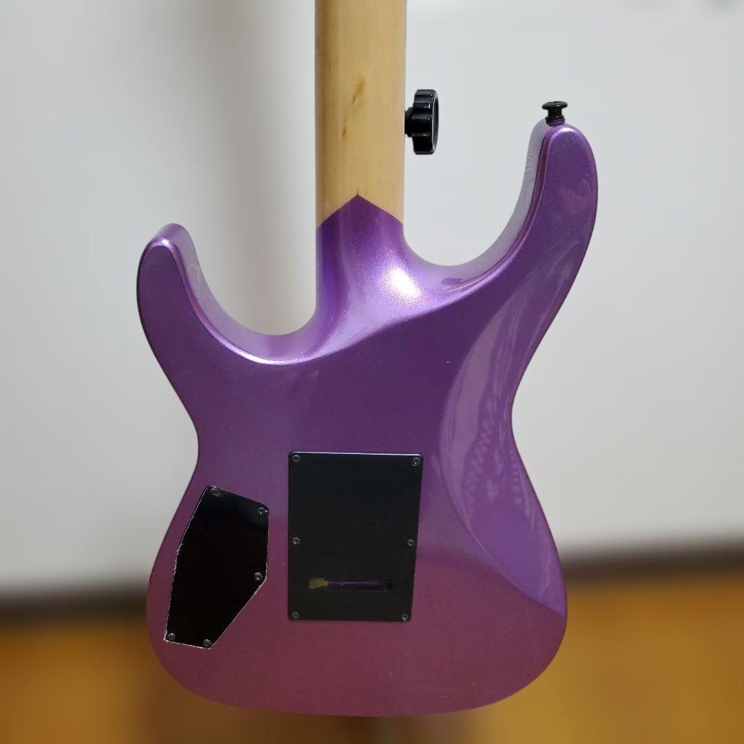 カークハメット　エレキギター