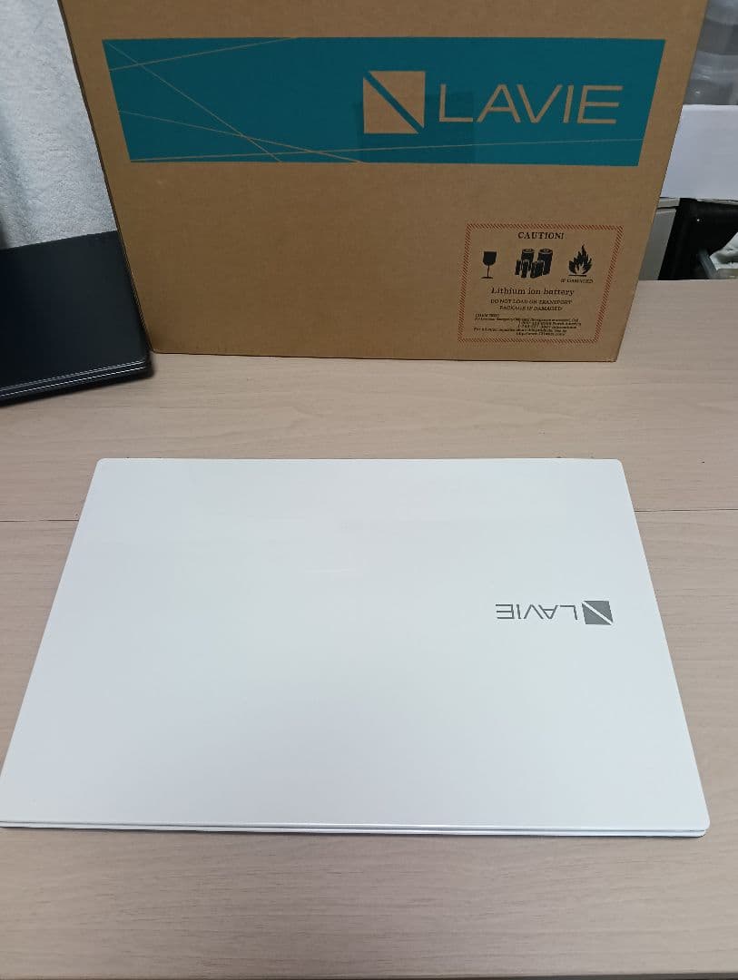 LAVIE ノートPC ホワイト DVDドライブ搭載